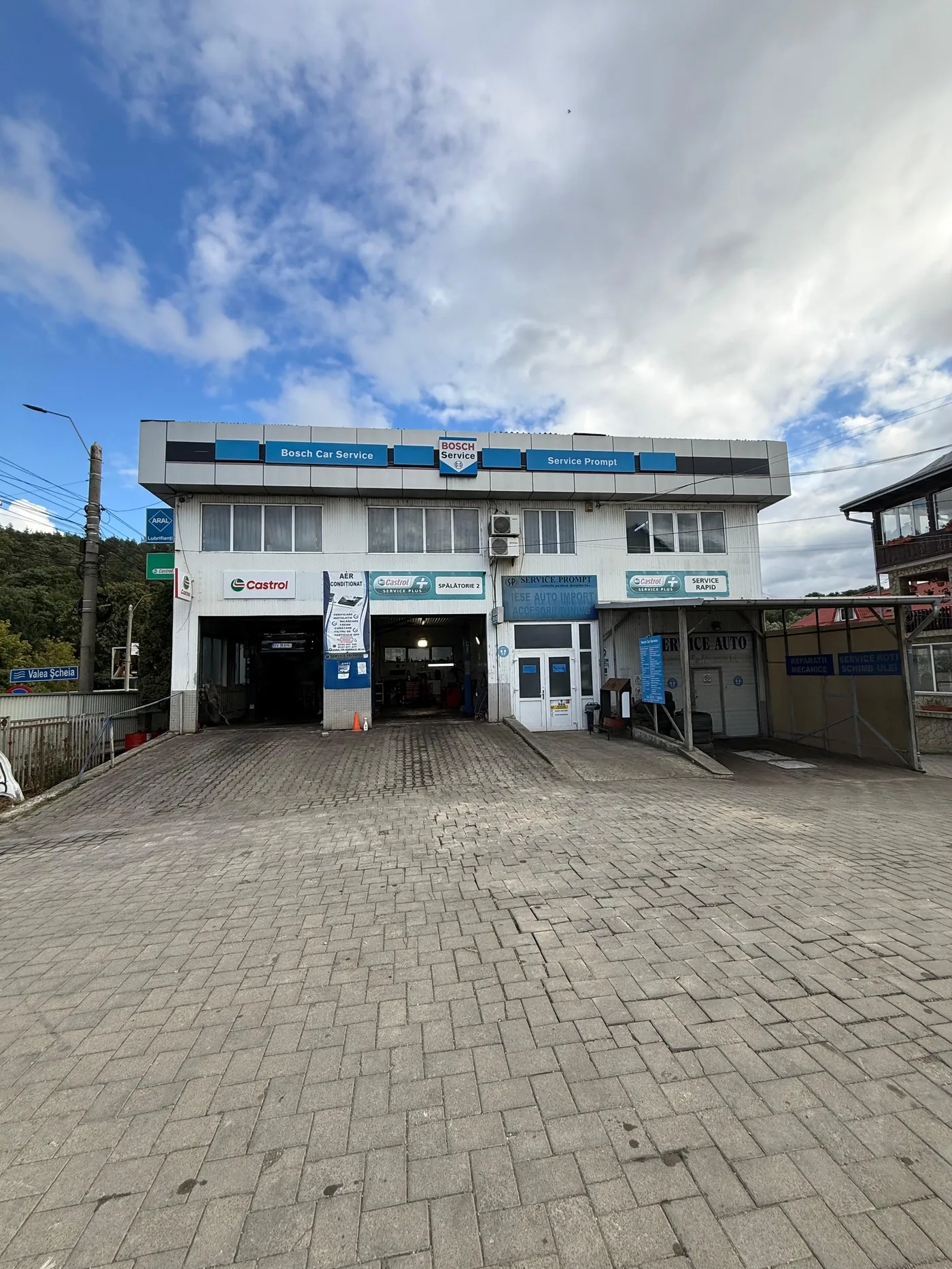 Încărcare freon și service clima auto în Șcheia, Suceava